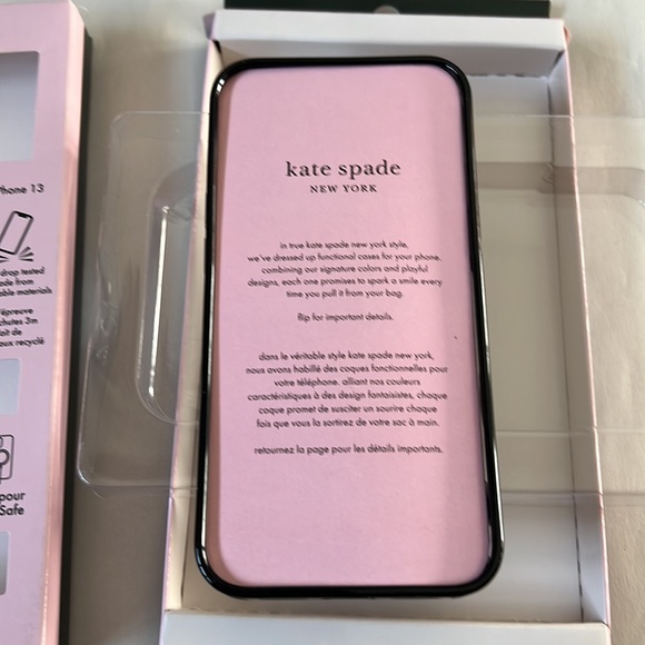 KATE SPADE NEW YORK iPhone 13  case Magsafe - Picture 7 of 8